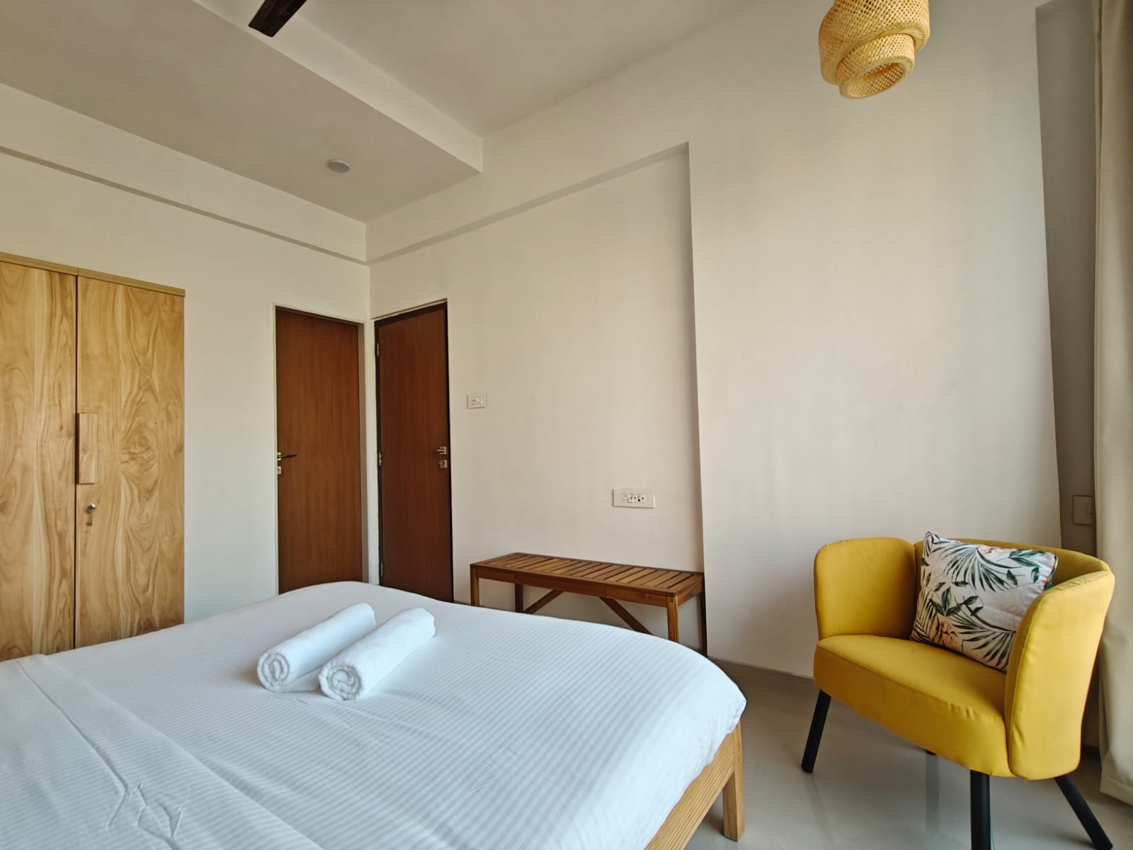 Premium 2 Bedroom Apartment in Dadar West