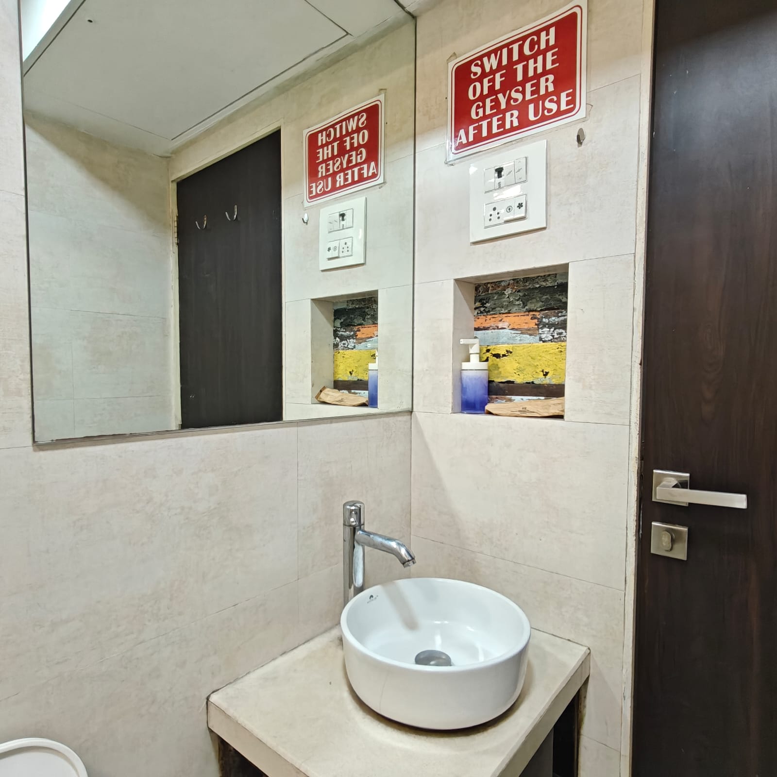 Aesthetic Serviced Apartments in Vile Parle