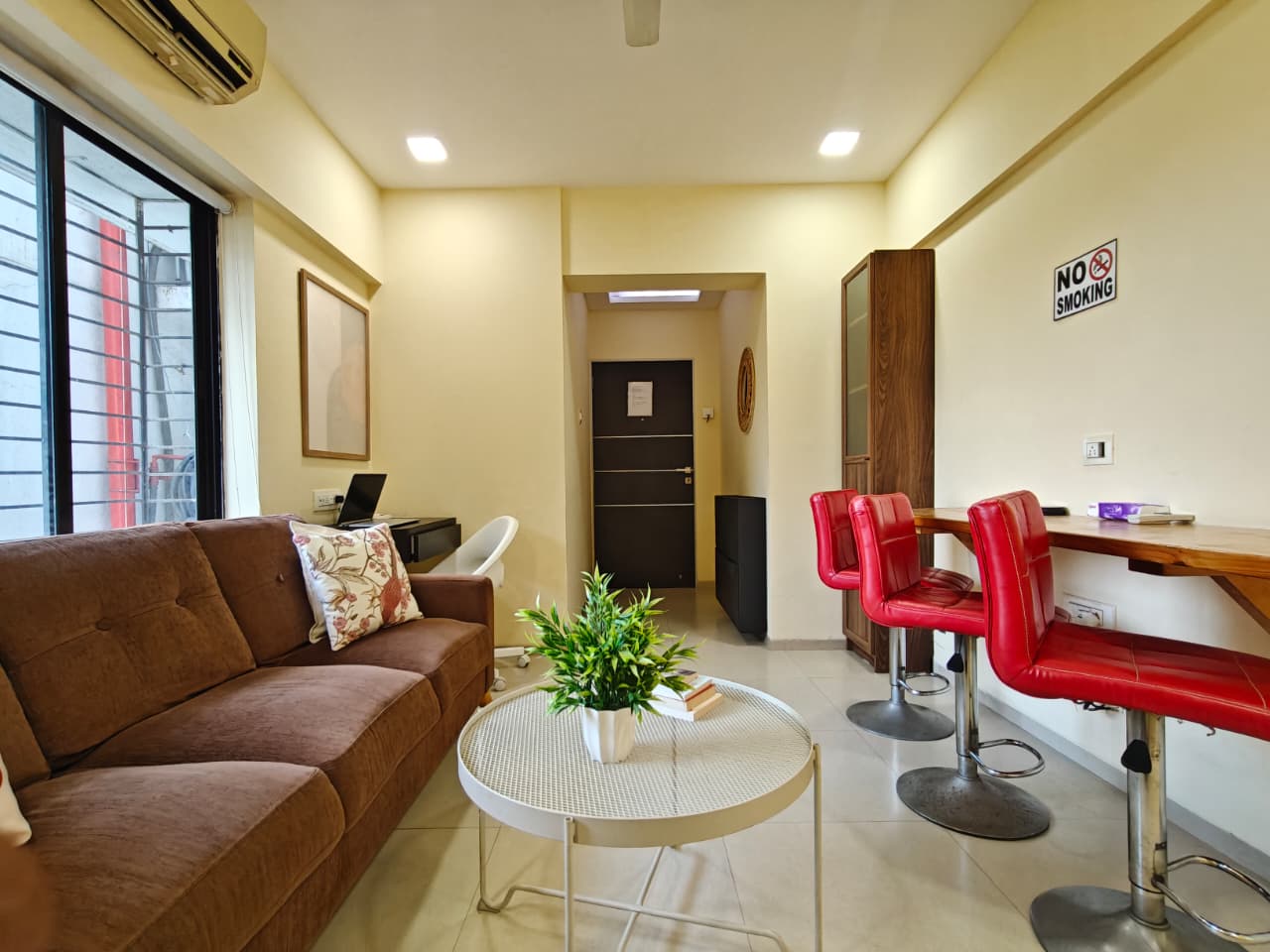 Aesthetic Serviced Apartments in Vile Parle