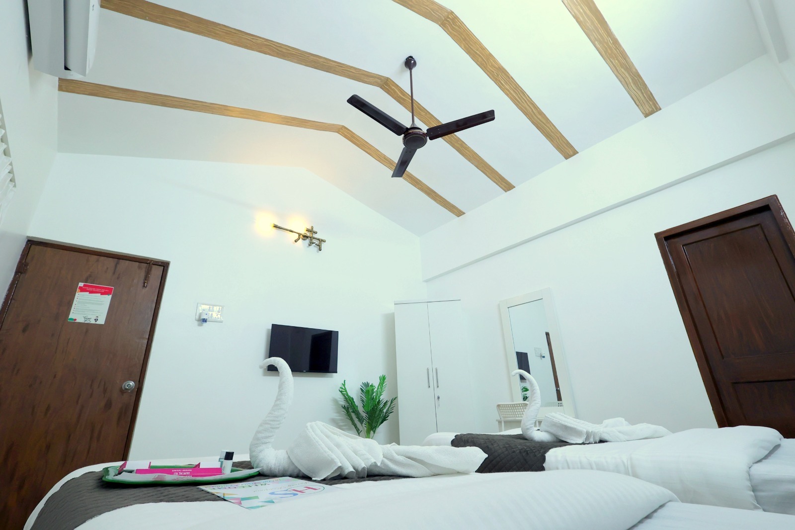 Premium 3 Bedroom Villa near Film City Goregaon