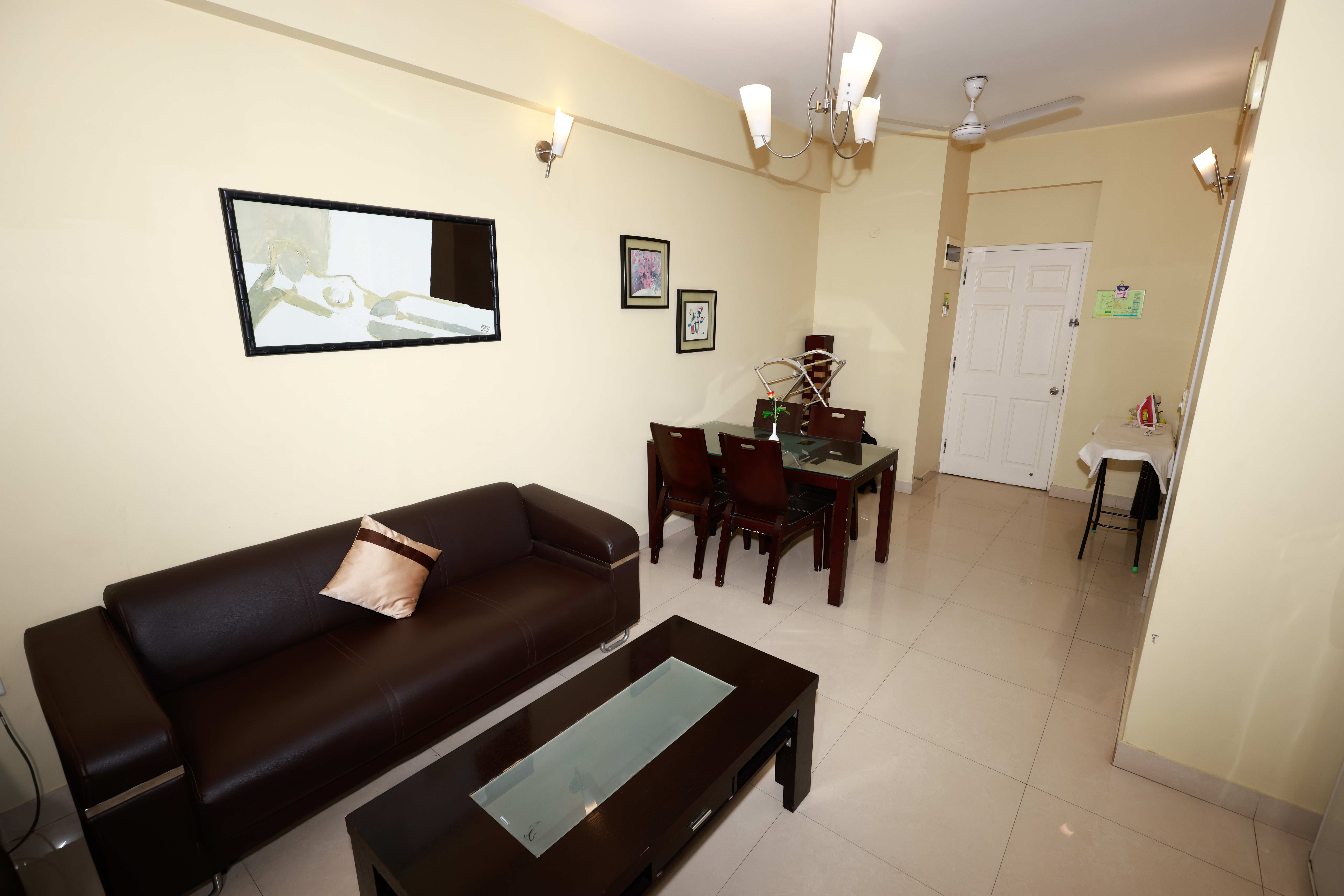 Luxury Aparthotel near Brookefield Mall