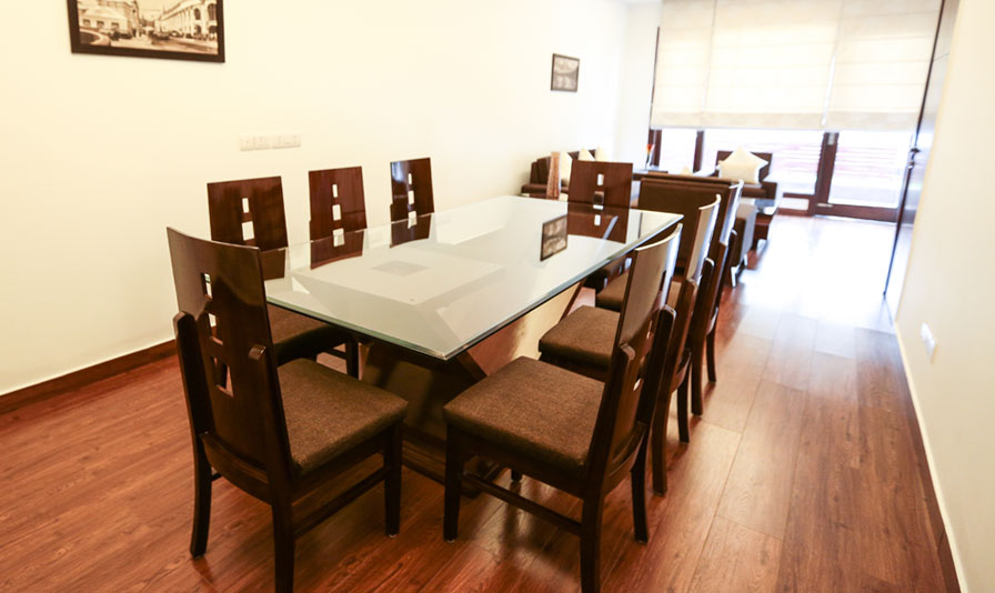 Luxury 1 Bedroom Apartment near City Centre Metro Station