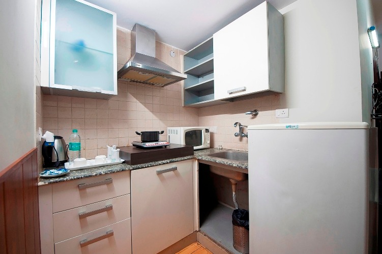 1 Bedroom Serviced Apartment near UNITECH BUSINESS PARK
