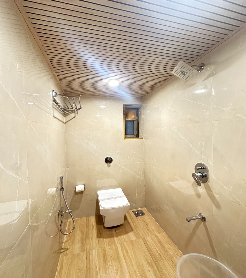 Classic Studio Apartments in Thakur Complex
