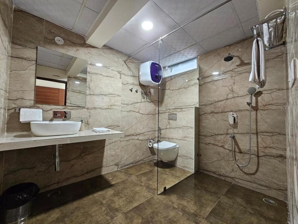 Luxury 4 BR Penthouse