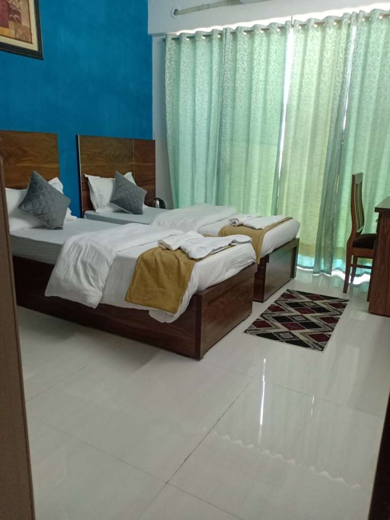 3 BHK Serviced Apartment in Airoli