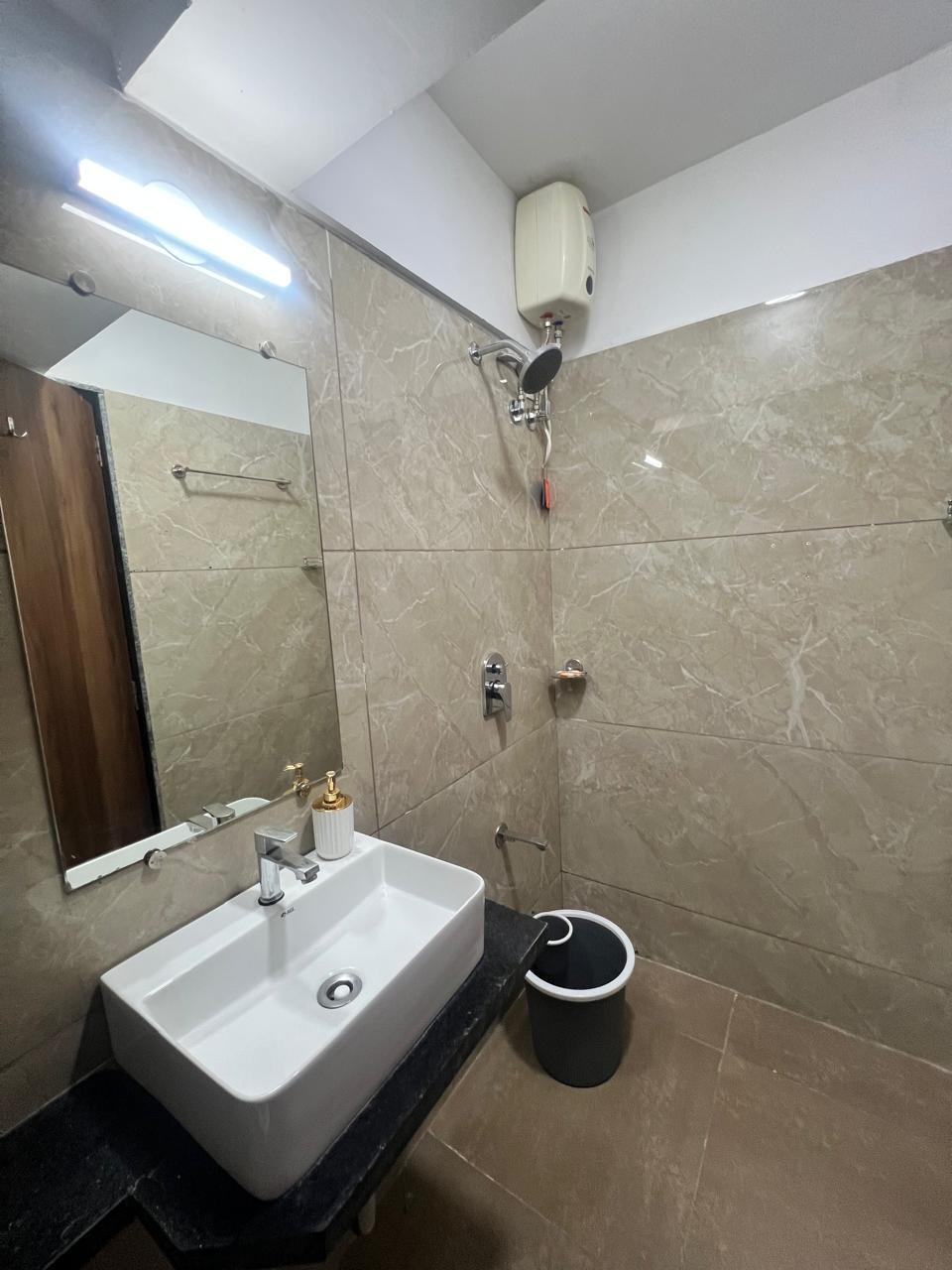 2 BHK Apartment Unit in Powai