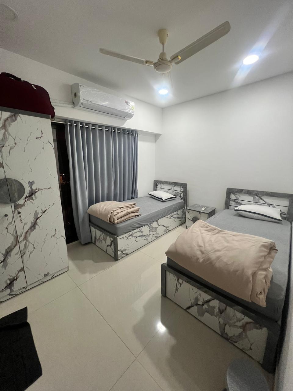 2 BHK Apartment Unit in Powai