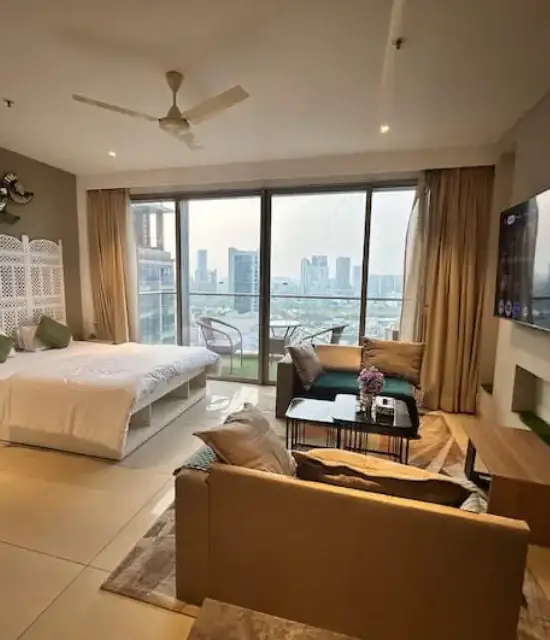 Skyhigh Studio Apt in Sector Sixty Six