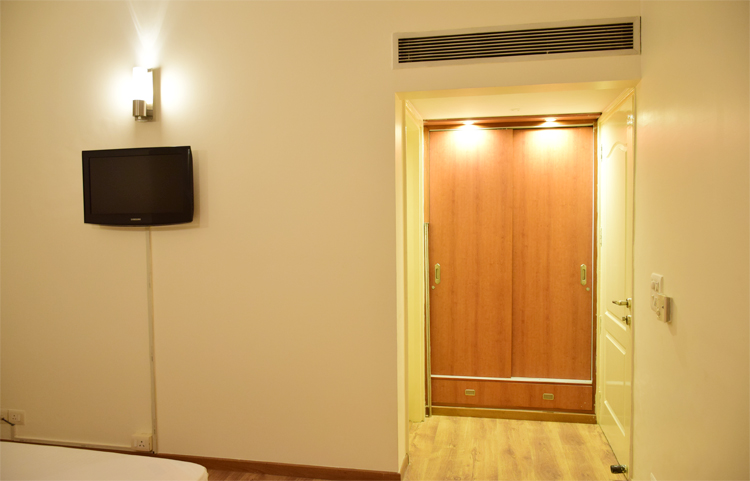 Comfortable 3 BHK in Sector Thirty